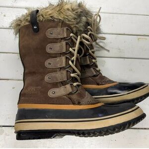 Sorel Joan of Artic boots size 8.5 worn once!
